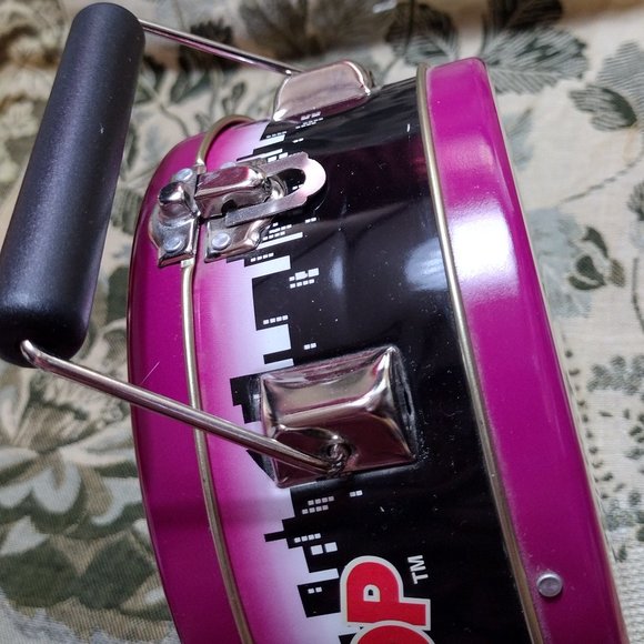 🎬 Betty Boop Handled Tin Box - Picture 6 of 8